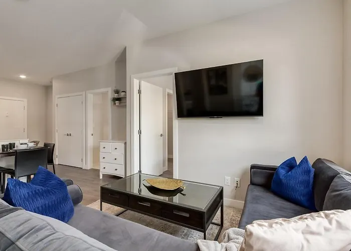 Free Underground Parking, Pet Friendly Apartment
